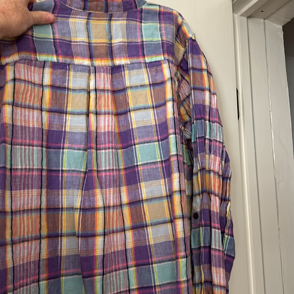Linen Shirt - Picture 2 of 6